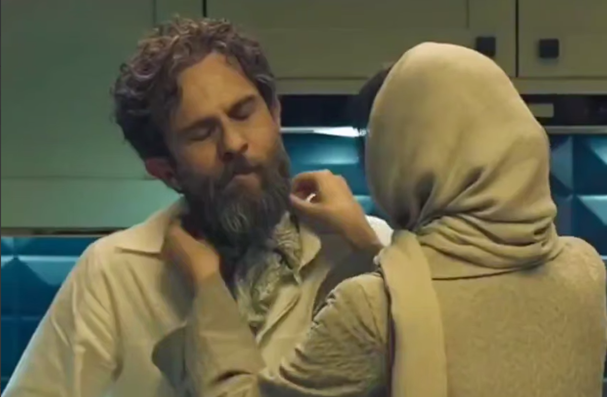 صحنه جنجالی و غیر اخلاقی شب جمعه در سریال ارازیل