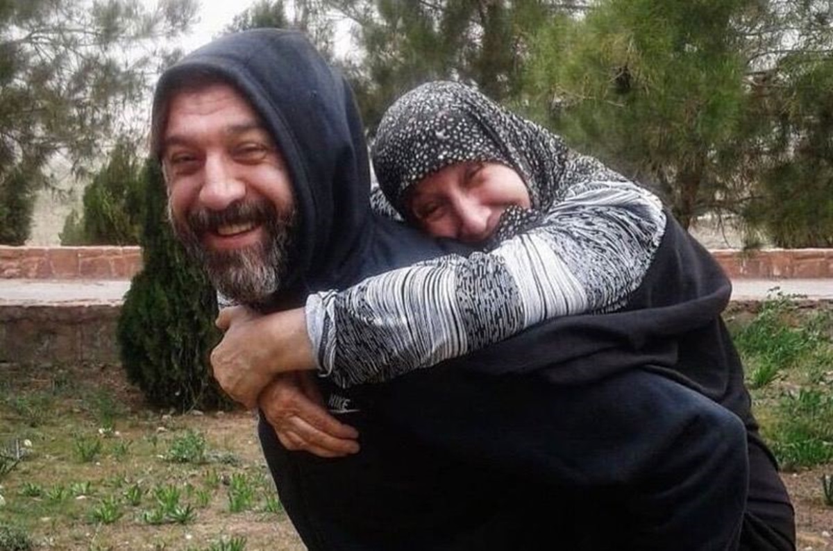 ماجرای گلریزان برای علی انصاریان و پول خوردن مادر و دخترش