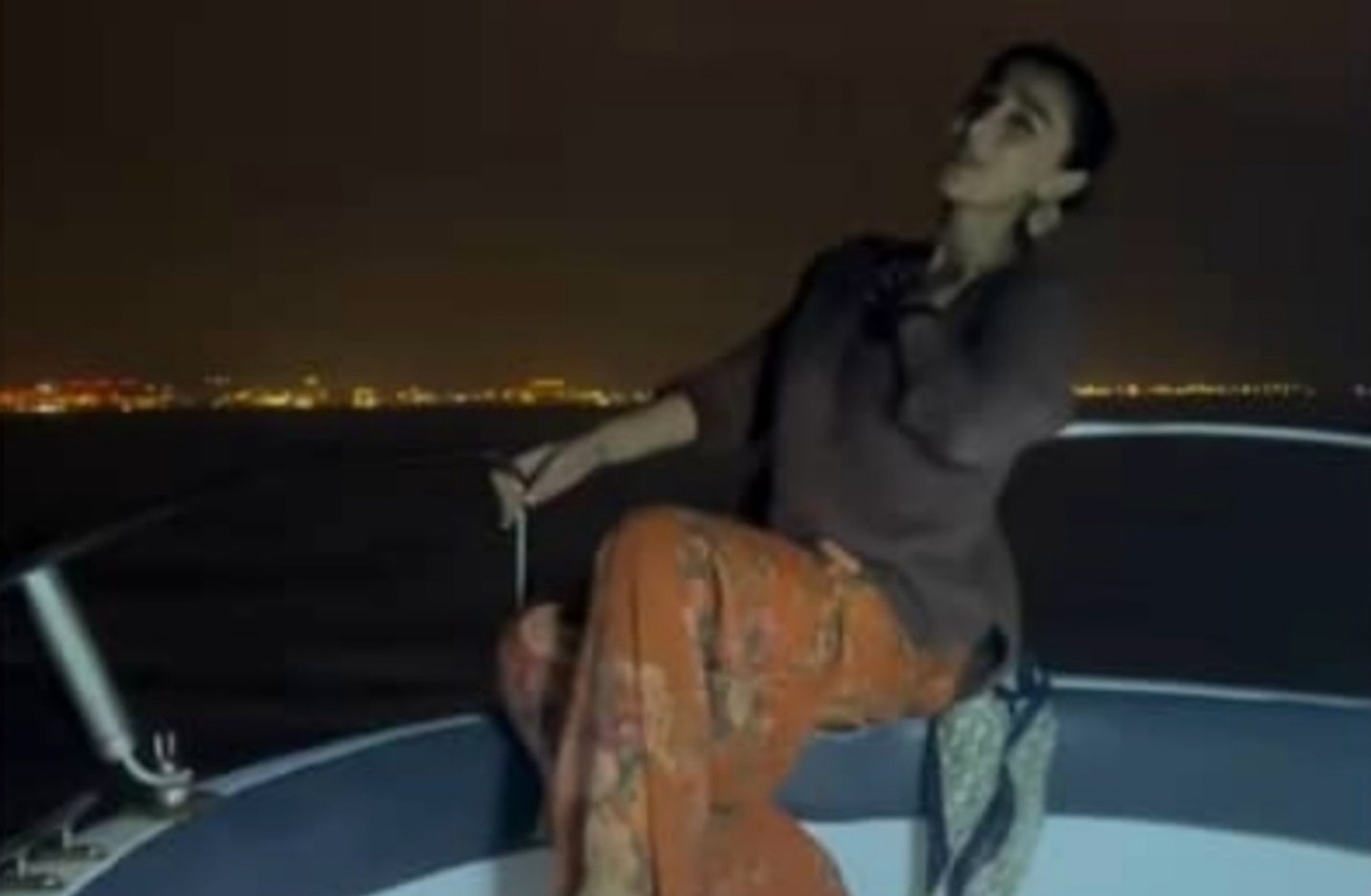 عکس ملیکا پارسا دوست شاکی پژمان جمشیدی